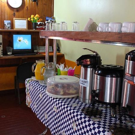 Residencial Noelia Hostel Puerto Iguazú Eksteriør billede