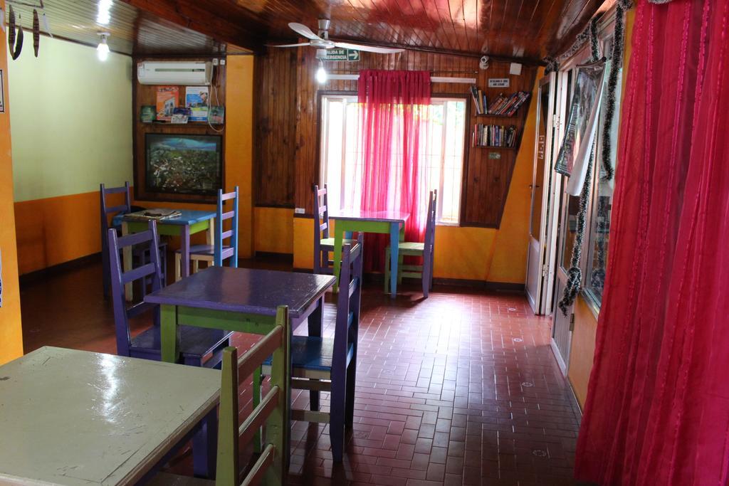 Residencial Noelia Hostel Puerto Iguazú Eksteriør billede