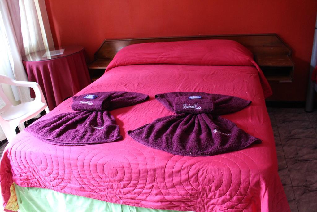 Residencial Noelia Hostel Puerto Iguazú Eksteriør billede