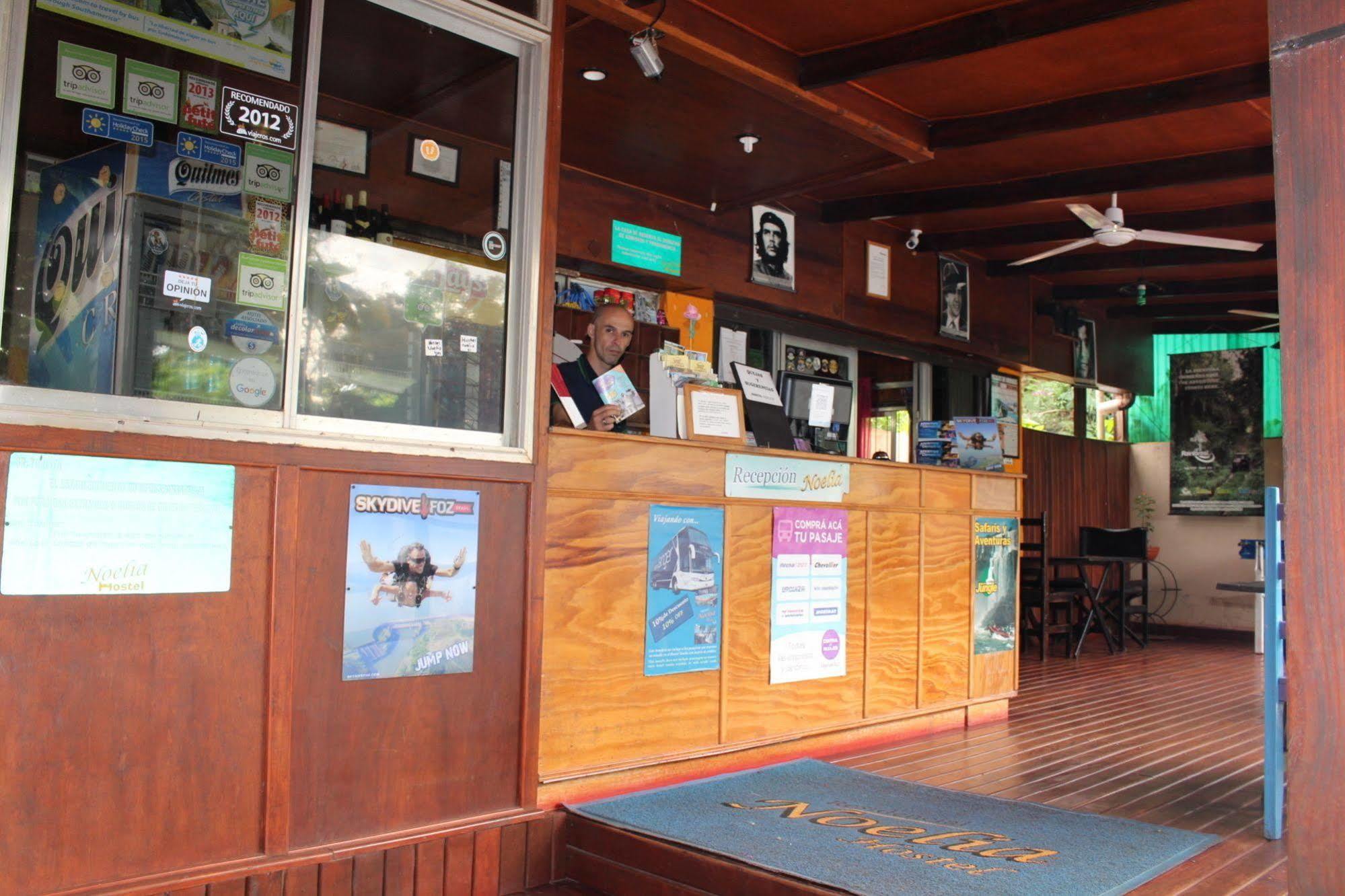 Residencial Noelia Hostel Puerto Iguazú Eksteriør billede