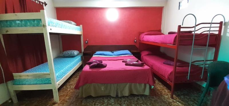 Residencial Noelia Hostel Puerto Iguazú Eksteriør billede