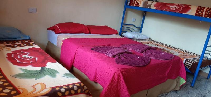 Residencial Noelia Hostel Puerto Iguazú Eksteriør billede